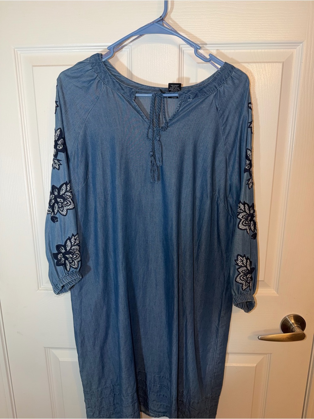 🤍💙New Directions Blue Embroidered Peasant Dress Boho Midi Dress [Medium] 💙🤍